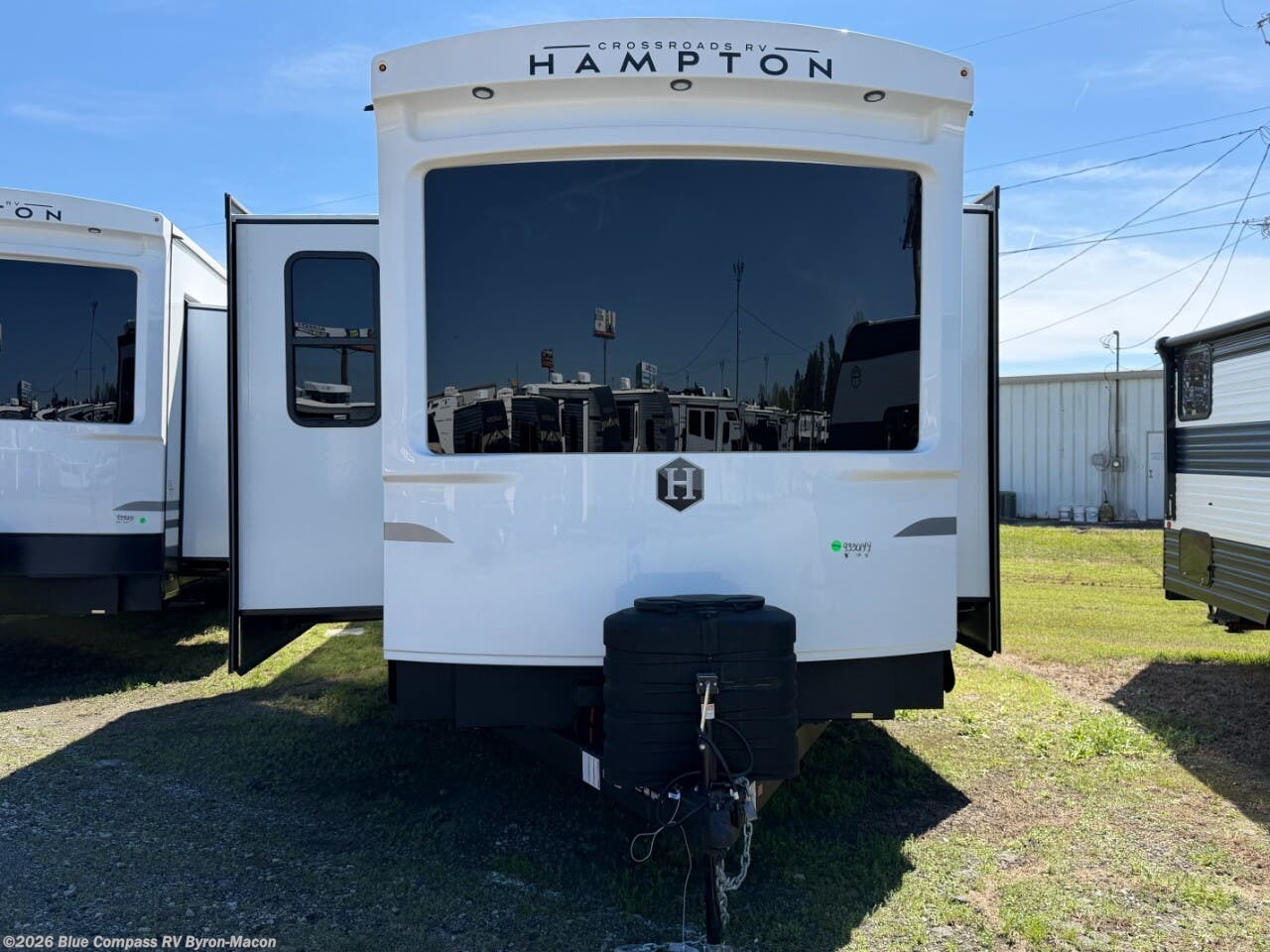 2026 Hampton 372FDB by CrossRoads from Blue Compass RV Byron-Macon in Byron, Georgia