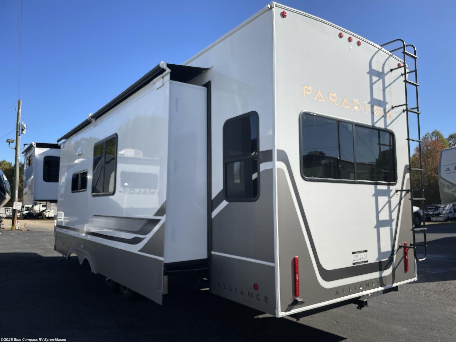 New 2026 Alliance RV Paradigm 388SP available in Byron, Georgia