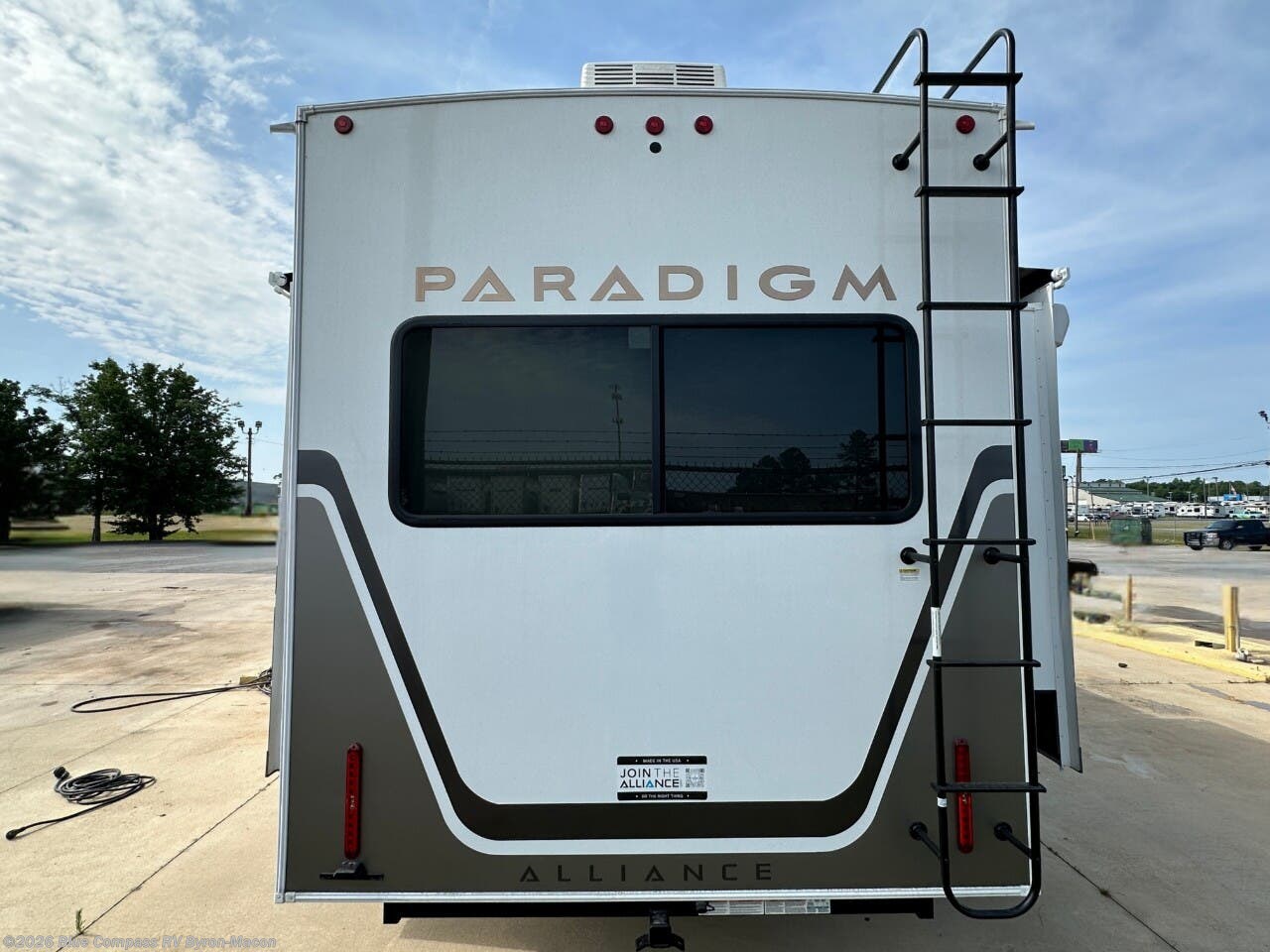 2025 Paradigm 340RL by Alliance RV from Blue Compass RV Byron-Macon in Byron, Georgia