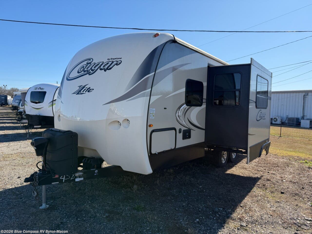 Used 2018 Keystone Cougar X-lite M-21RBS available in Byron, Georgia