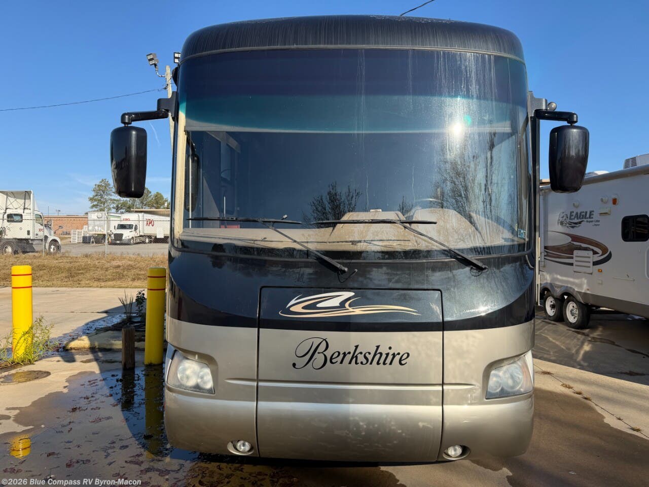 2010 Berkshire 390QS by Forest River from Blue Compass RV Byron-Macon in Byron, Georgia