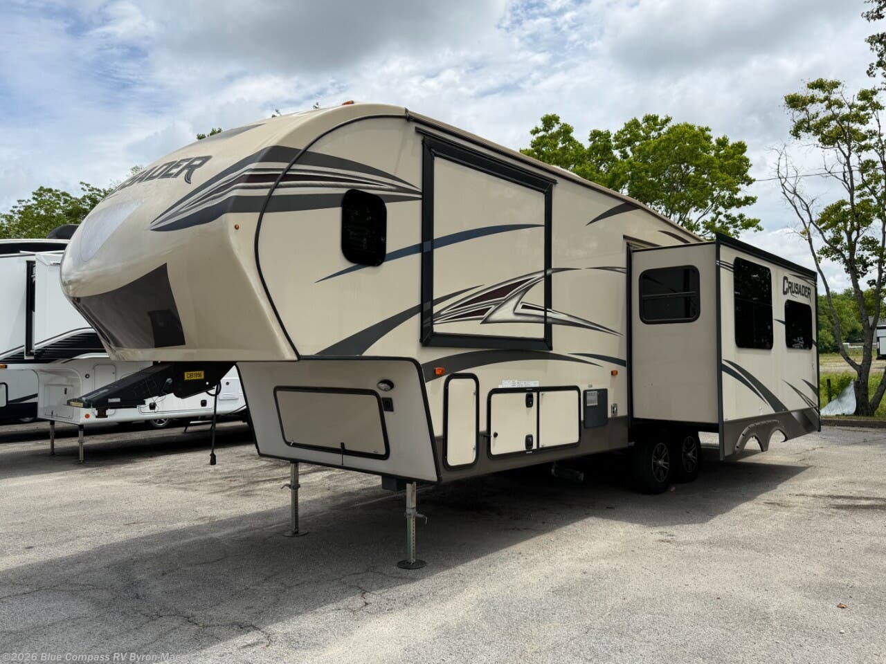 Used 2017 Prime Time Crusader 297RSK available in Byron, Georgia