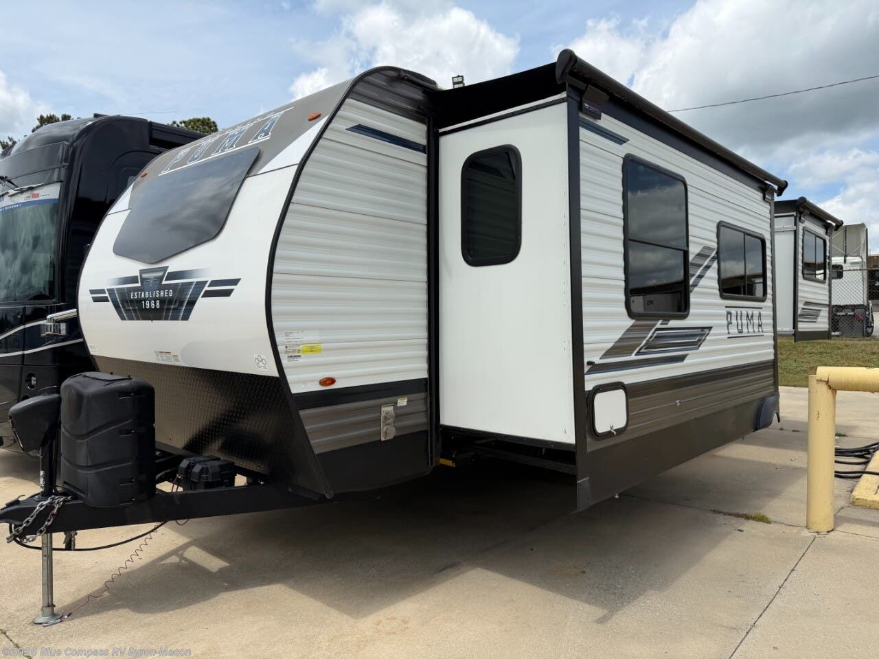 Used 2023 Palomino Puma 26FKDS available in Byron, Georgia