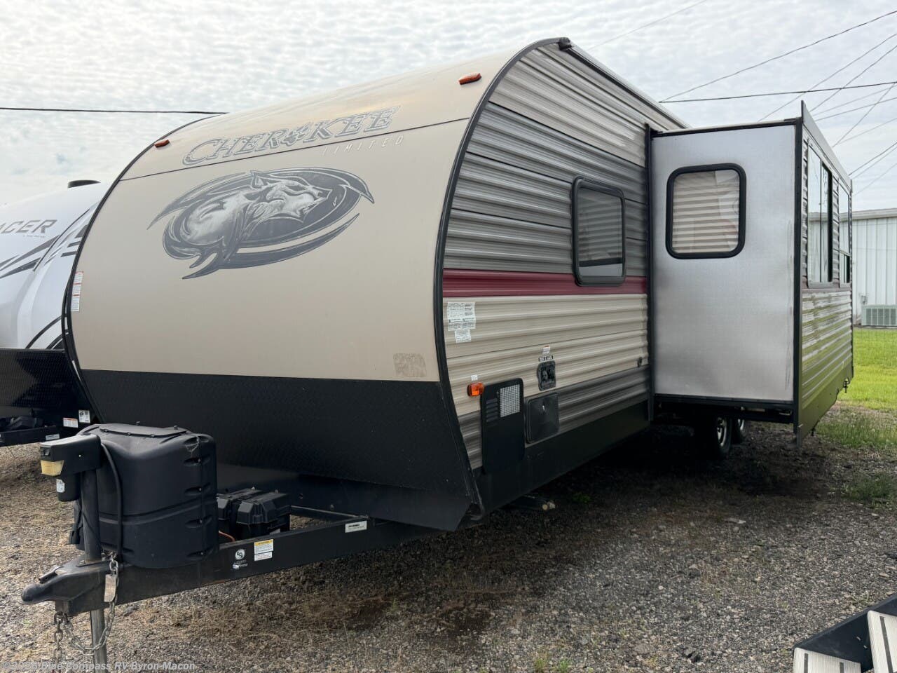 Used 2018 Forest River Cherokee 264CK available in Byron, Georgia