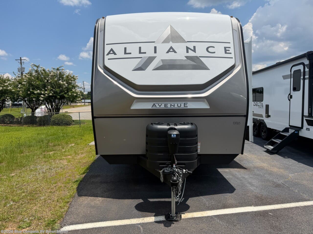 2026 Avenue 332RL by Alliance RV from Blue Compass RV Byron-Macon in Byron, Georgia