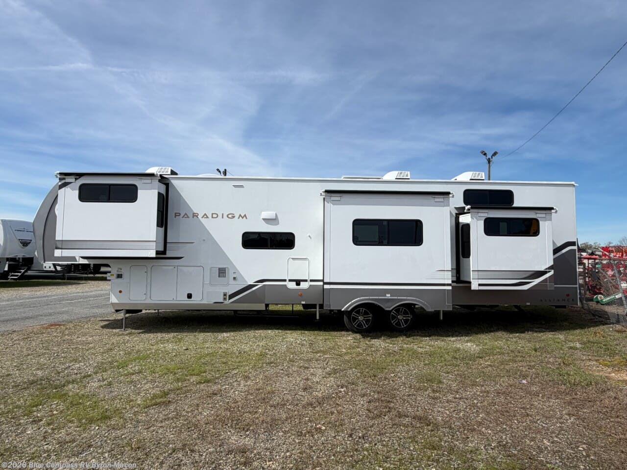 New 2026 Alliance RV Paradigm 395DS available in Byron, Georgia