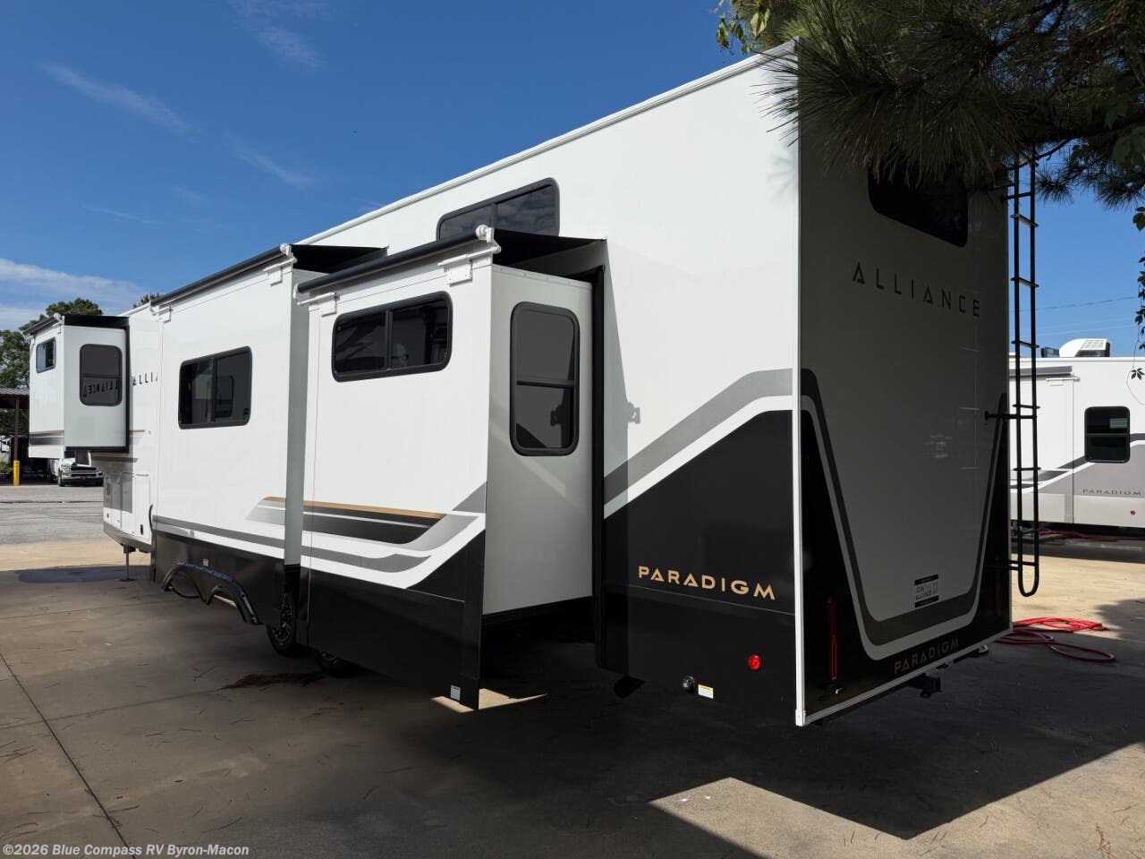 New 2027 Alliance RV Paradigm 395DS available in Byron, Georgia