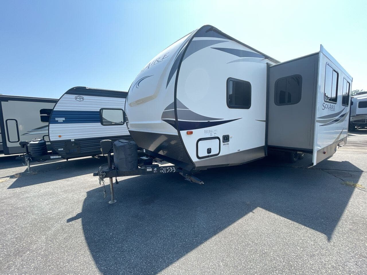 Used 2018 Palomino Solaire Ultra Lite 267BHSK available in Byron, Georgia