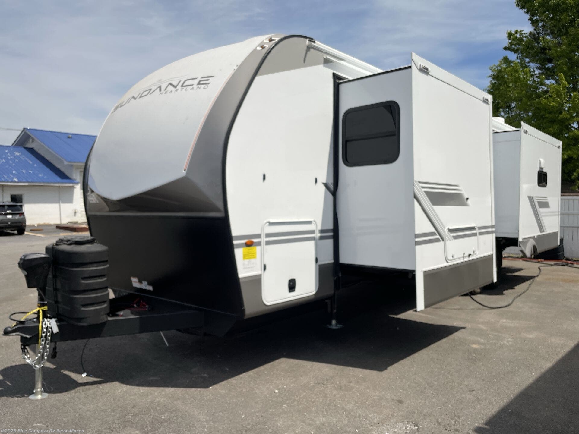 New 2027 Heartland Sundance Ultra-Lite 29RLBS available in Byron, Georgia