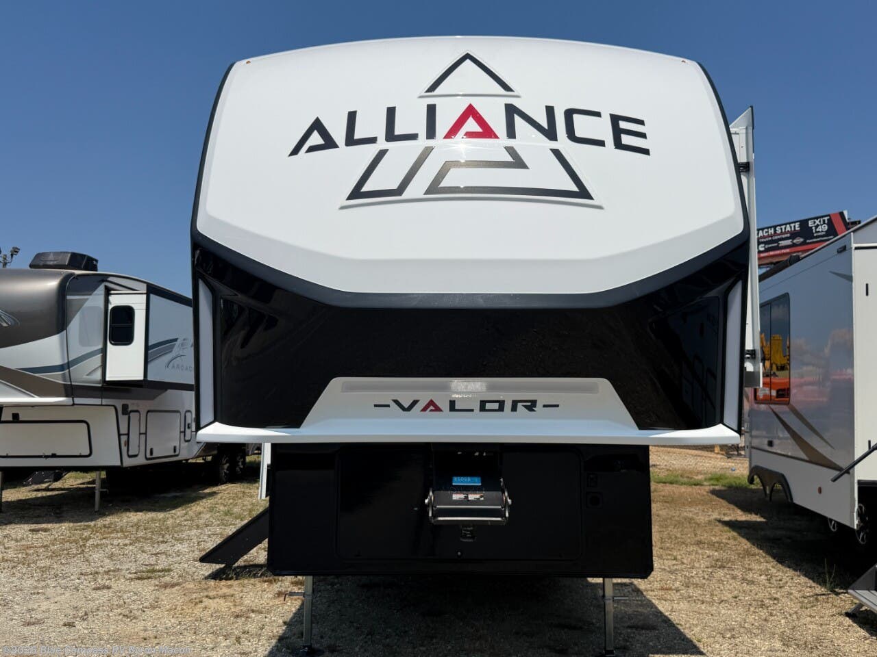 2027 Valor All-Access 32A10 by Alliance RV from Blue Compass RV Byron-Macon in Byron, Georgia