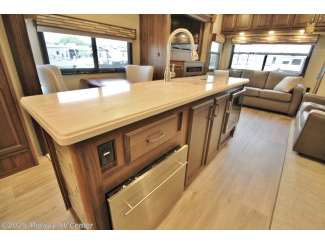 Rv Dealers In Grand Rapids Mi >> 2019 Palomino RV Columbus 1492 366RL for Sale in Grand Rapids, MI 49548 | 15231 | RVUSA.com ... Rv Dealers In Grand Rapids Mi >> 2019 Palomino RV Columbus 1492 366RL for Sale in Grand Rapids, MI 49548 | 15231 | RVUSA.com ...