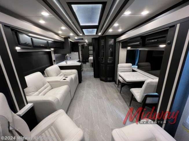 2023 New Aire 3545 by Newmar from Midway RV Center in Grand Rapids, Michigan