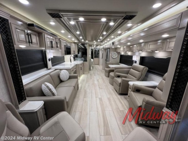 2024 London Aire 4551 by Newmar from Midway RV Center in Grand Rapids, Michigan