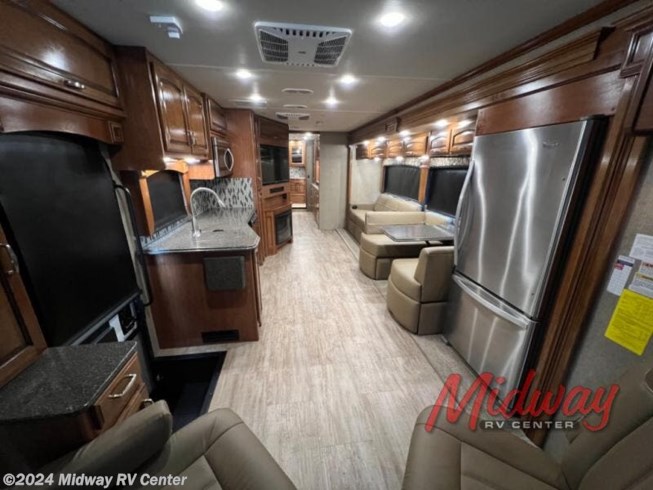 2018 Navigator XE 36U by Holiday Rambler from Midway RV Center in Grand Rapids, Michigan