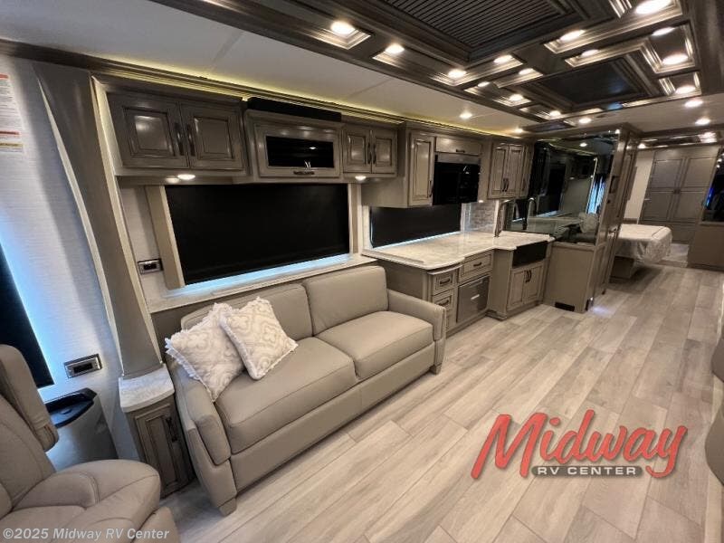 New 2026 Newmar Dutch Star 4369 available in Grand Rapids, Michigan