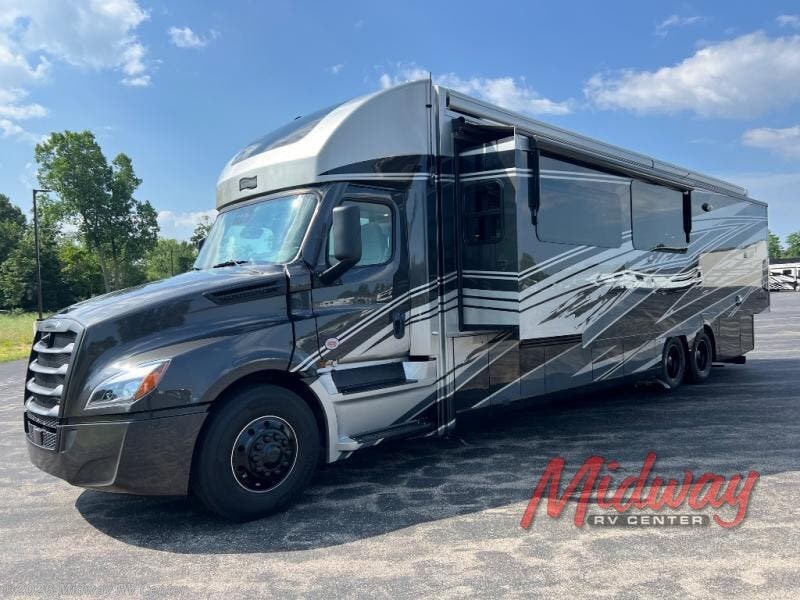 2026 Summit Aire 4505 by Newmar from Midway RV Center in Grand Rapids, Michigan