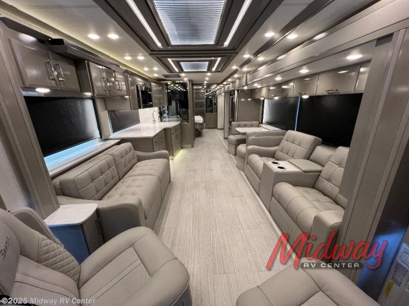 2026 Essex 4551 by Newmar from Midway RV Center in Grand Rapids, Michigan