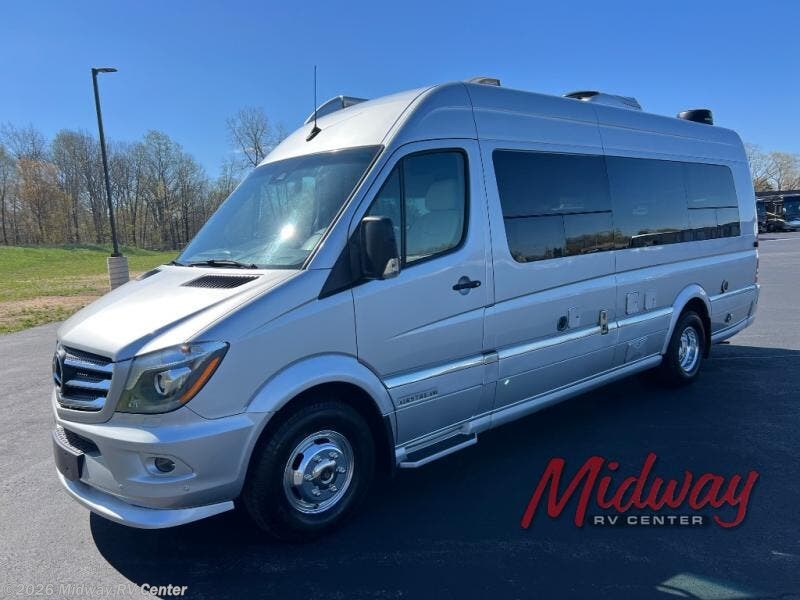 2019 Interstate Lounge EXT Std. Model by Airstream from Midway RV Center in Grand Rapids, Michigan