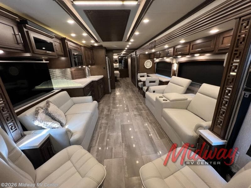 2022 Ventana 4326 by Newmar from Midway RV Center in Grand Rapids, Michigan