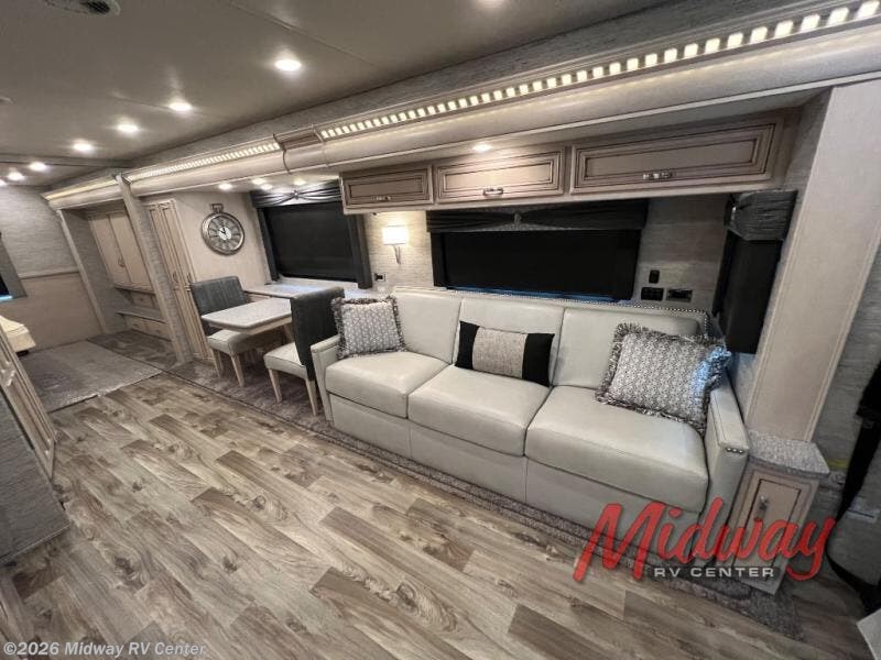 Used 2020 Newmar Bay Star 3124 available in Grand Rapids, Michigan