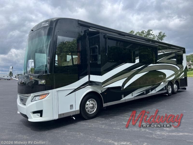 2021 Newmar London Aire 4551 - Used Class A For Sale by Midway RV Center in Grand Rapids, Michigan features Slideout