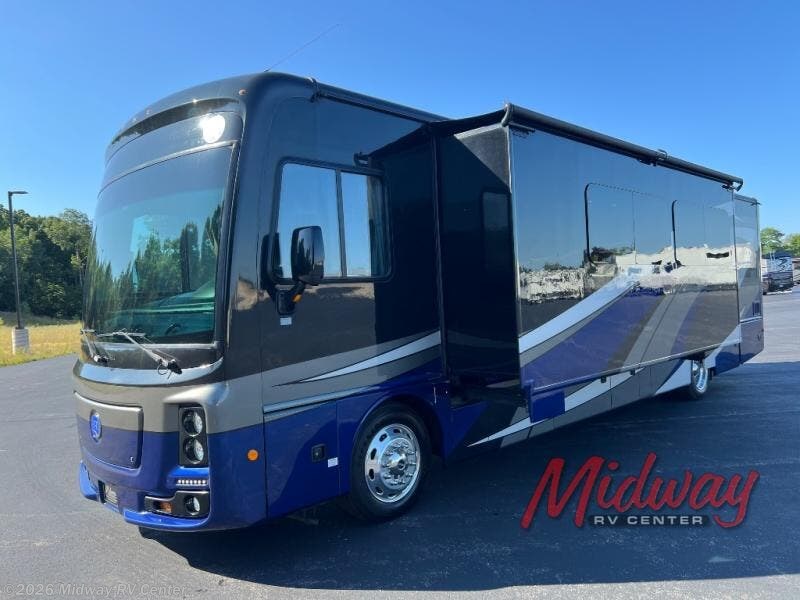 2018 Navigator XE 36U by Holiday Rambler from Midway RV Center in Grand Rapids, Michigan