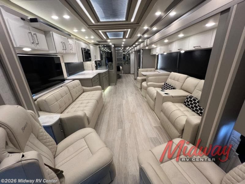 2025 Essex 4551 by Newmar from Midway RV Center in Grand Rapids, Michigan