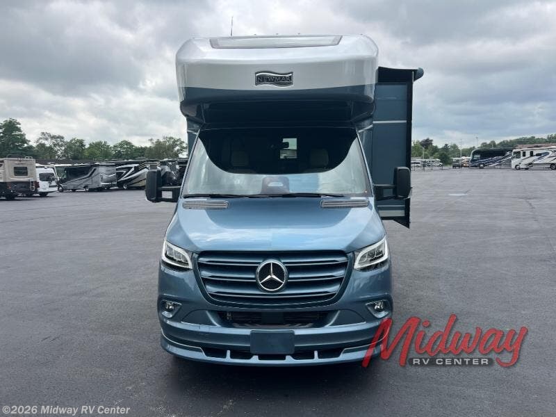 New 2027 Newmar Freedom Aire 2512 available in Grand Rapids, Michigan