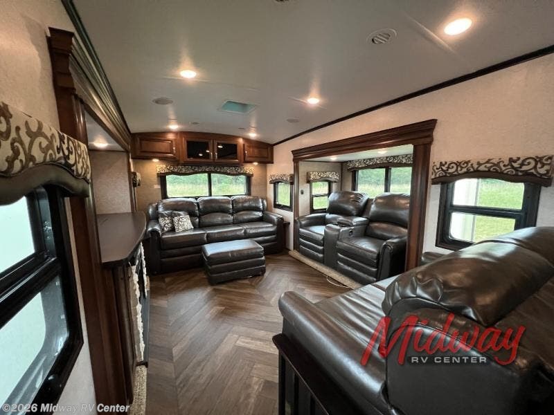 2017 North Point 387RDFS by Jayco from Midway RV Center in Grand Rapids, Michigan