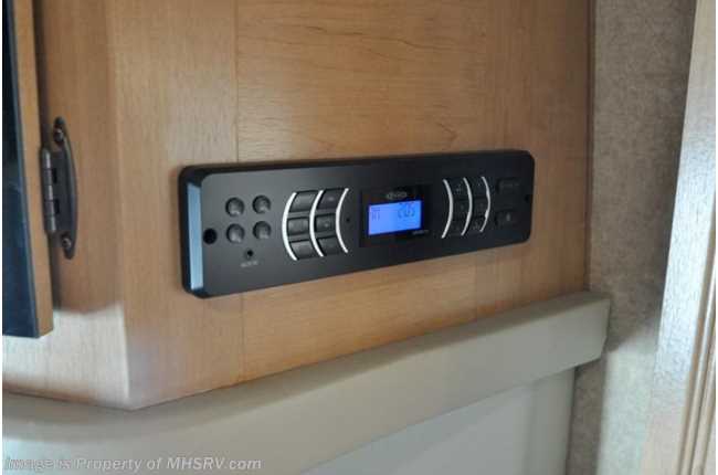 2015 Thor Motor Coach Four Winds Siesta 29TB W/Jacks, 3 Cams, Pwr Awning