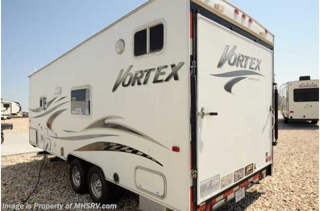 2006 Thor CA Vortex 217WTB Toy Hauler W/ Generator