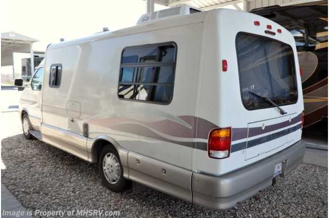 2000 Winnebago Rialta RV222HD