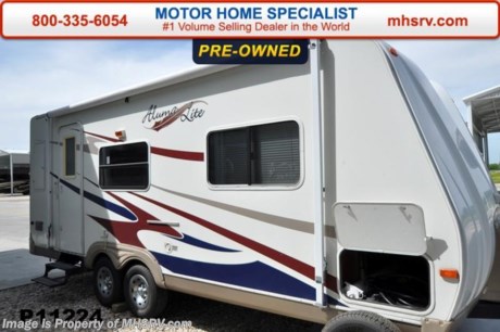 /TX 4/20/15 &lt;a href=&quot;http://www.mhsrv.com/travel-trailers/&quot;&gt;&lt;img src=&quot;http://www.mhsrv.com/images/sold-traveltrailer.jpg&quot; width=&quot;383&quot; height=&quot;141&quot; border=&quot;0&quot;/&gt;&lt;/a&gt;
Used Holiday Rambler Travel Trailer for Sale- 2007 Holiday Rambler Aluma-Lite 8230 is approximately 22 feet in length with a patio awning, gas/electric water heater, wheel simulators, exterior shower, roof ladder, booth converts to sleeper, blinds, microwave, 3 burner range with oven, all in 1 bath, ducted A/C and much more. For additional information and photos please visit Motor Home Specialist at www.MHSRV .com or call 800-335-6054.