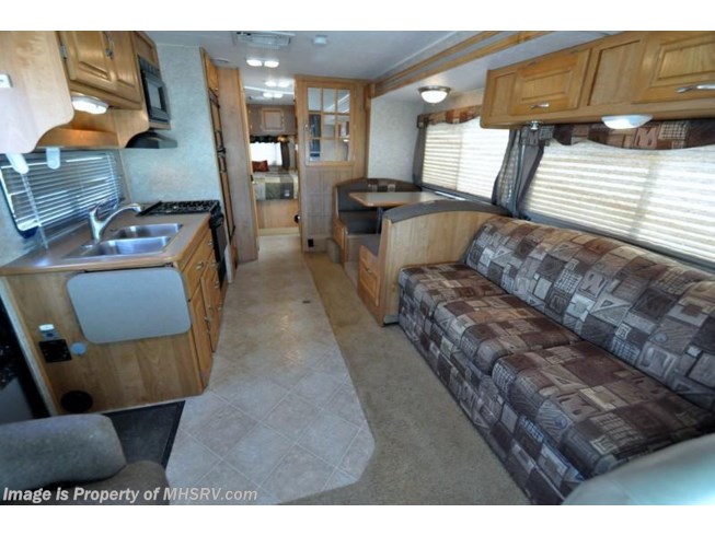 2008 Coachmen Freelander 3150SS W/ Slide - Used Class C For Sale by Motor Home Specialist in Alvarado, Texas