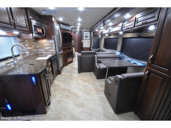 2017 Fleetwood Bounder 35K Bath & 1/2 RV for Sale With King Bed - New Class A For Sale by Motor Home Specialist in Alvarado, Texas