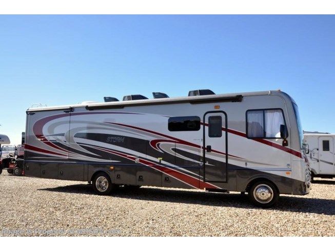 New 2017 Fleetwood Storm 32A Crossover RV for Sale W/King Bed available in Alvarado, Texas
