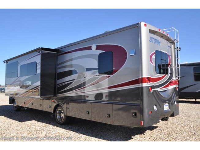 2017 Storm 32A Crossover RV for Sale W/King Bed by Fleetwood from Motor Home Specialist in Alvarado, Texas