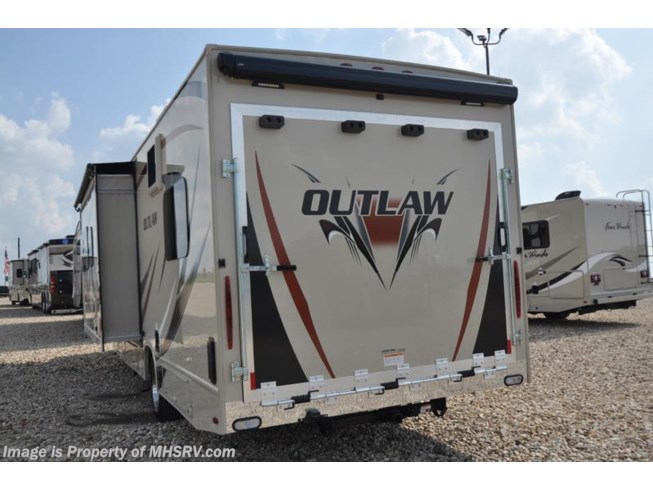 2018 Outlaw 29H Class C Toy Hauler Coach for Sale at MHSRV by Thor Motor Coach from Motor Home Specialist in Alvarado, Texas