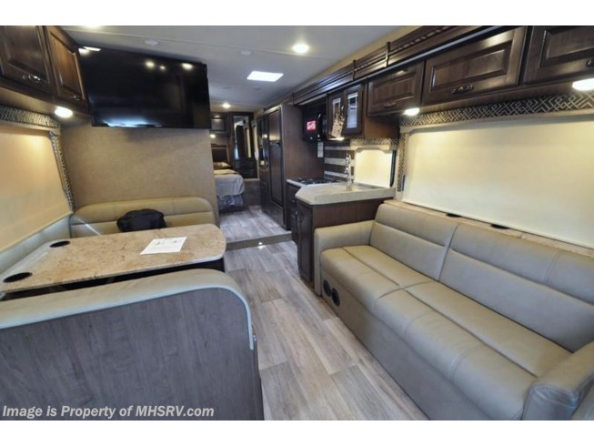 2018 Thor Motor Coach Four Winds 31Y RV for Sale @ MHSRV W/Ext. TV, 3 Cam, Jacks - New Class C For Sale by Motor Home Specialist in Alvarado, Texas