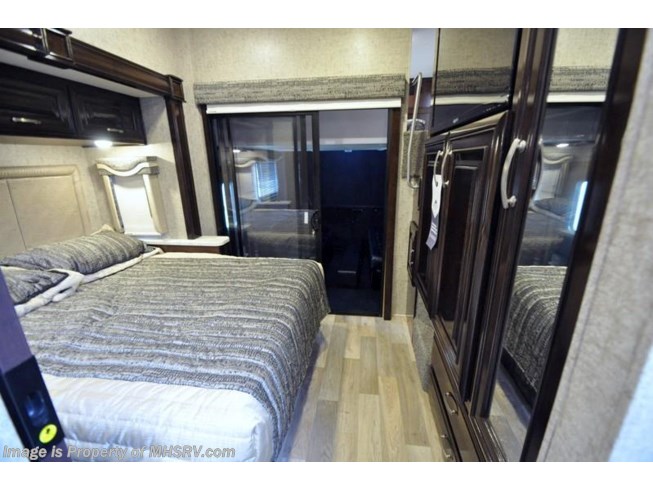 2018 Thor Motor Coach Outlaw 37RB Toy Hauler for Sale @ MHSRV Garage Sofas - New Class A For Sale by Motor Home Specialist in Alvarado, Texas