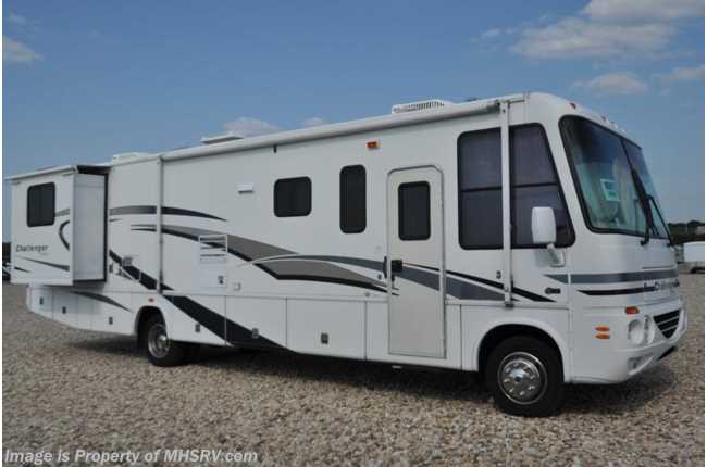 2005 Damon Challenger 348W W/ 2 Slides