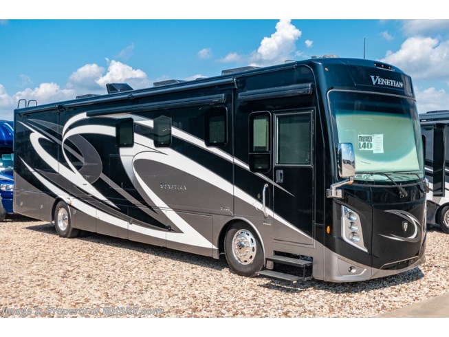 New 2020 Thor Motor Coach Venetian L40 available in Alvarado, Texas