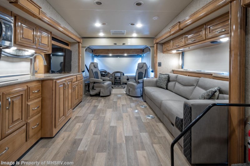 2019 Thor Motor Coach Outlaw Toy Hauler 37GP Toy Hauler for Sale at ...