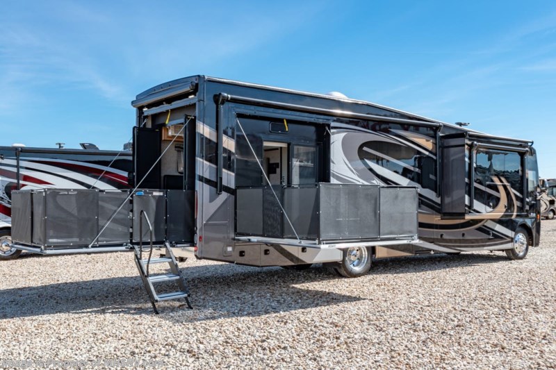 2019 Thor Motor Coach Outlaw Toy Hauler 37GP Toy Hauler for Sale at ...