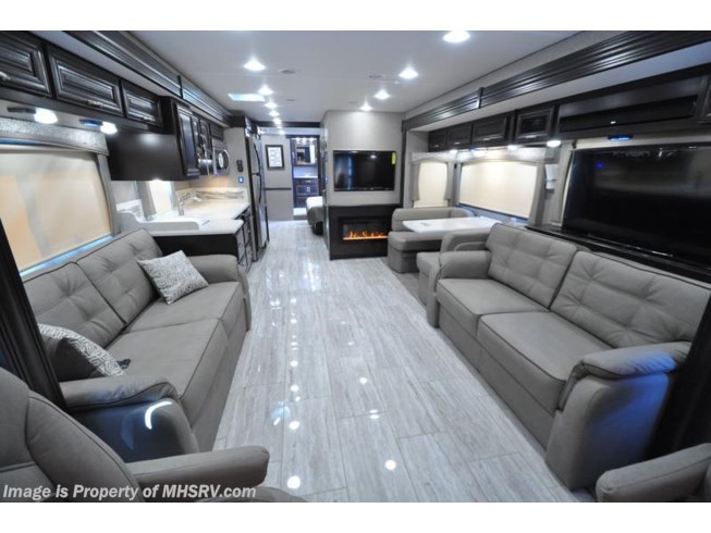 2018 Forest River Berkshire 39A Bath & 1/2 Luxury RV With Satellite - New Diesel Pusher For Sale by Motor Home Specialist in Alvarado, Texas