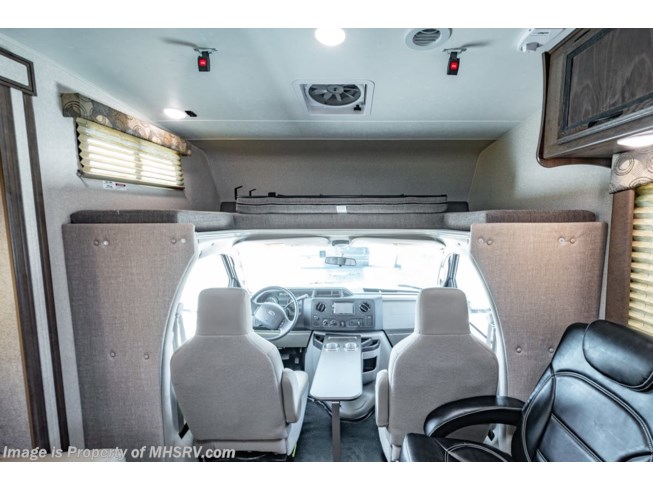 2019 Freelander 32FS by Coachmen from Motor Home Specialist in Alvarado, Texas
