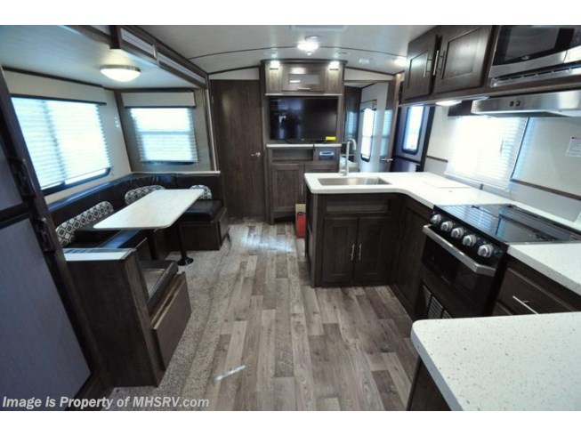 2019 Cruiser RV Radiance Ultra-Lite 22RB RV for Sale at MHSRV W/ 15K A/C - New Travel Trailer For Sale by Motor Home Specialist in Alvarado, Texas
