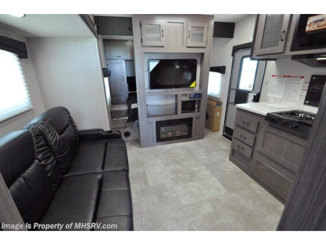 2019 Coachmen Adrenaline 30QBS - New Travel Trailer For Sale by Motor Home Specialist in Alvarado, Texas