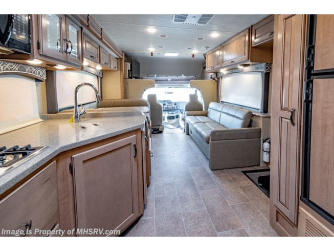2019 Thor Motor Coach Chateau 31E Bunk Model RV for Sale W/ Jacks, 15K A/C - New Class C For Sale by Motor Home Specialist in Alvarado, Texas