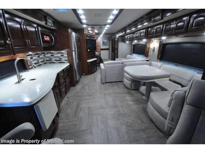 2019 Holiday Rambler Navigator 38K Bath & 1/2 RV for Sale W/Sat, King, W/D - New Diesel Pusher For Sale by Motor Home Specialist in Alvarado, Texas